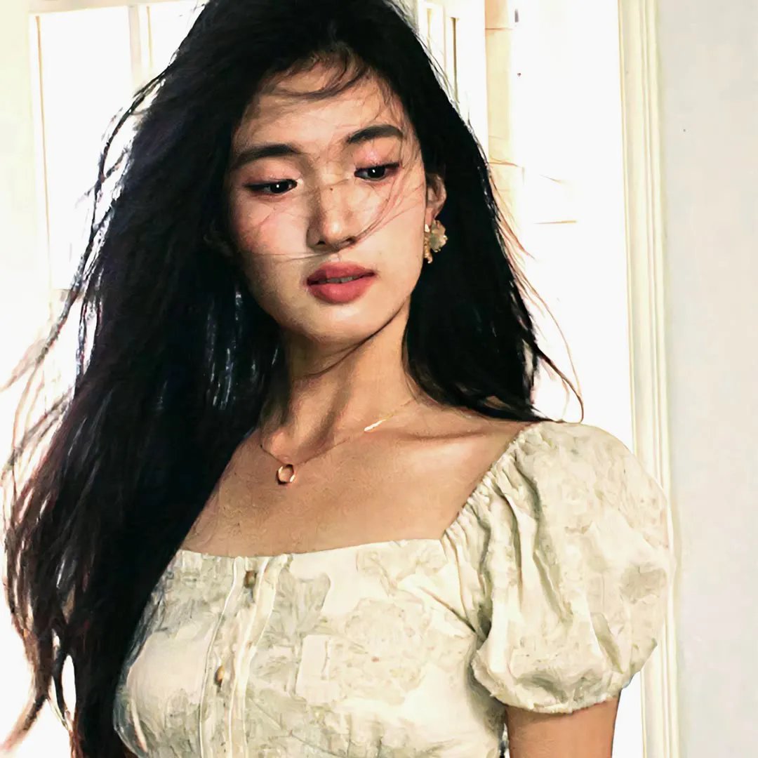 我破碎的真理子 海报